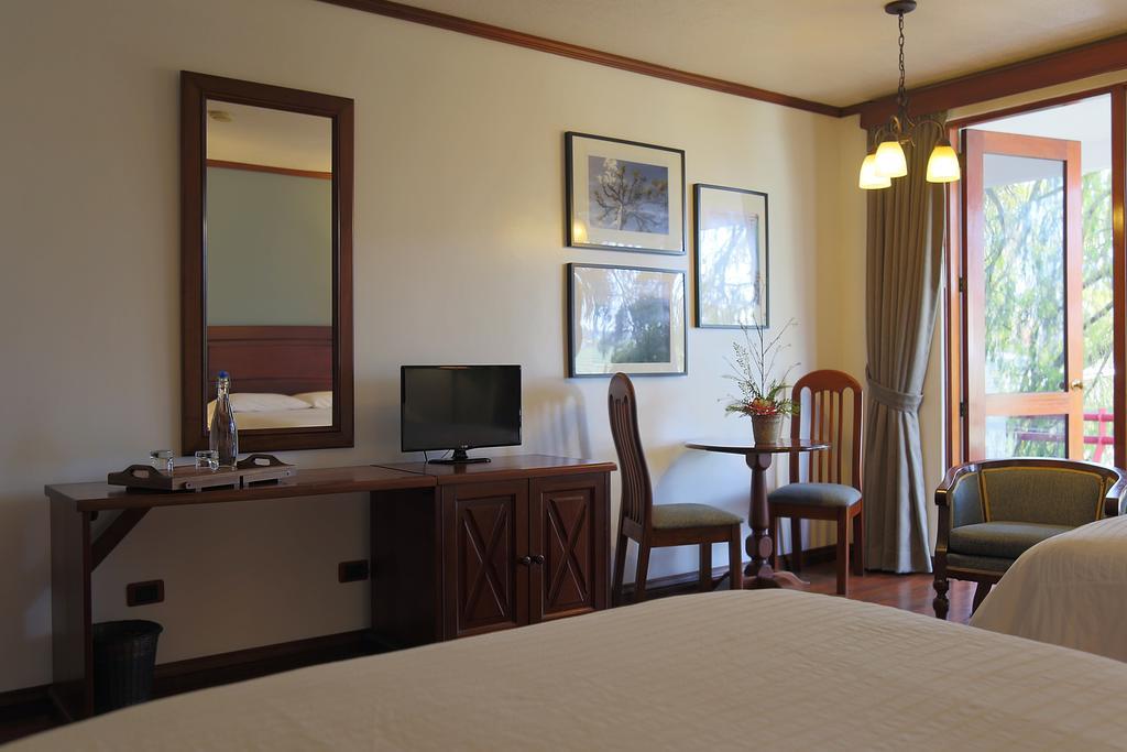 Hotel Residencia Del Sol グアテマラシティ エクステリア 写真