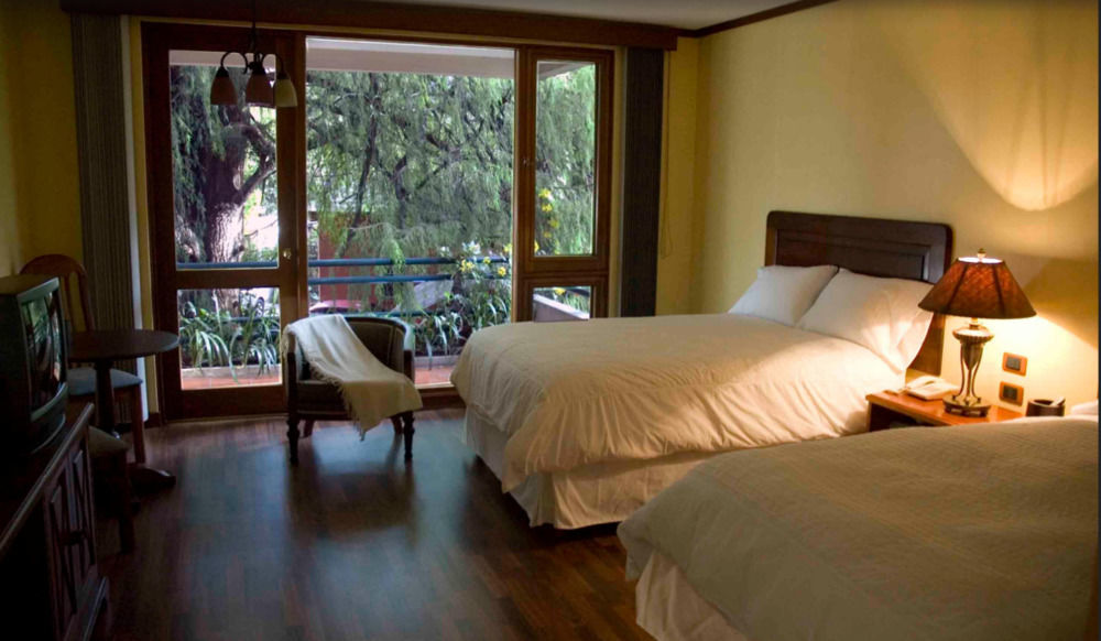 Hotel Residencia Del Sol グアテマラシティ エクステリア 写真